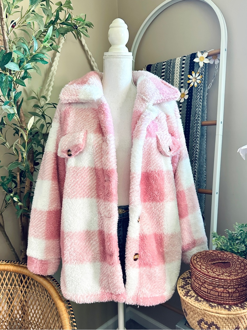 FME Pink White Plaid Plush Fleece Jacket Cozy Button Front Large